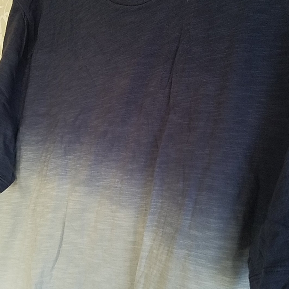 Old navy ombre Mens shirt - Picture 2 of 2